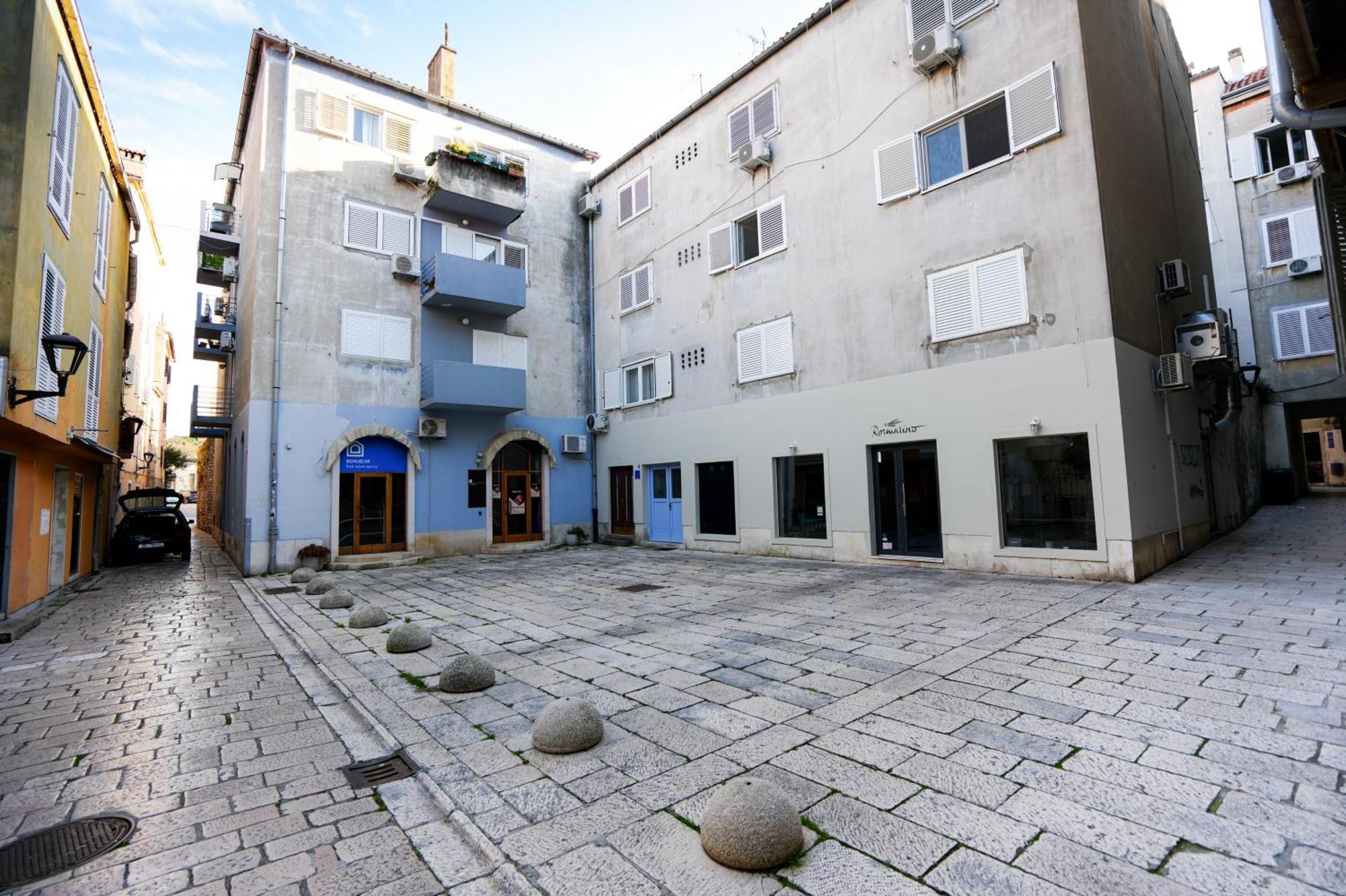Apartment Kaya Prime Location In Old Town Задар Екстериор снимка